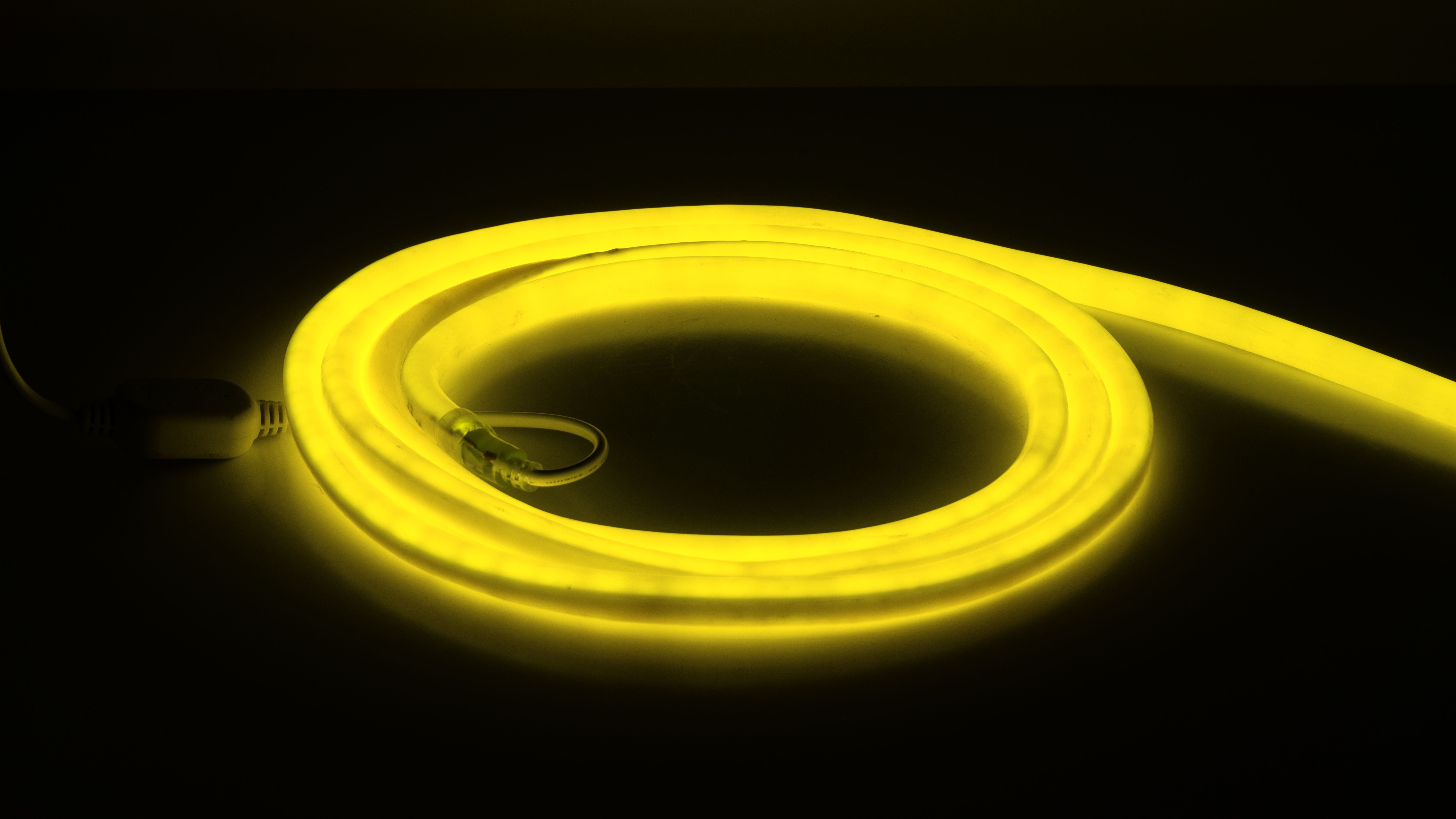 Неон круглый 220V, цвет желтый NEONTHIN-CIRCLE-220-Y-SILICONE-16-MEN
