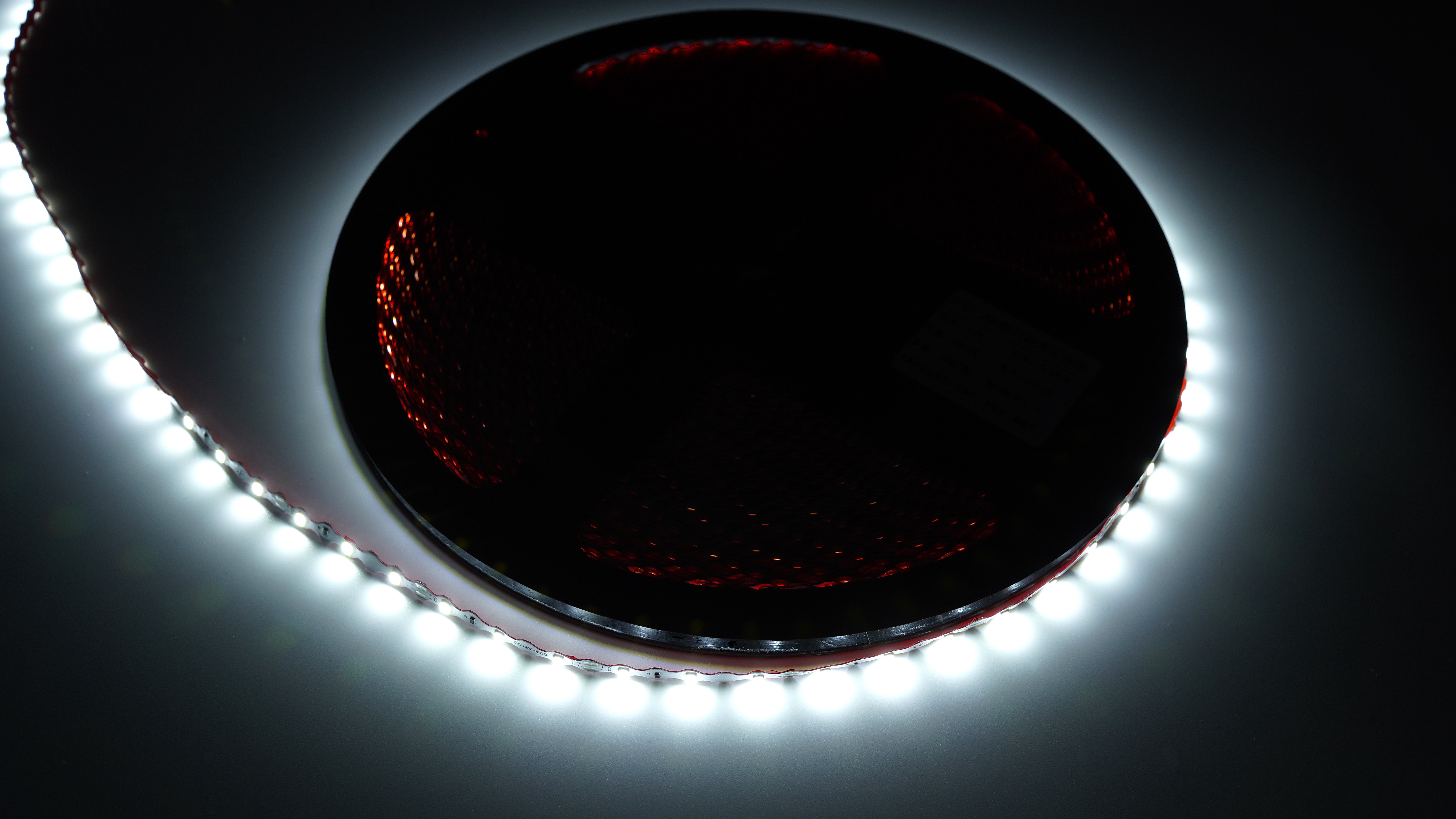 Светодиодная лента AS-6W-60-6500K-IP65-LC